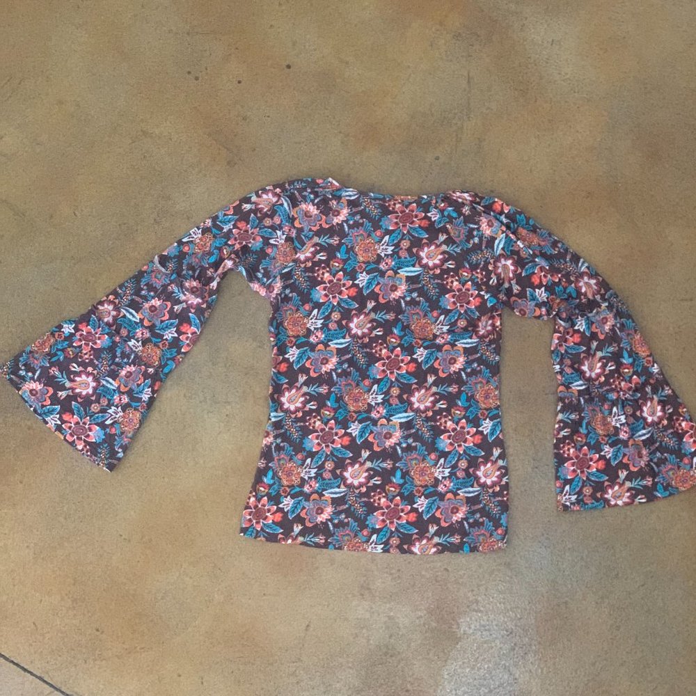 Panhandle Women's Brown with Multi-Floral Print Henley Long Bell Sleeves Top - Picture 5 of 6